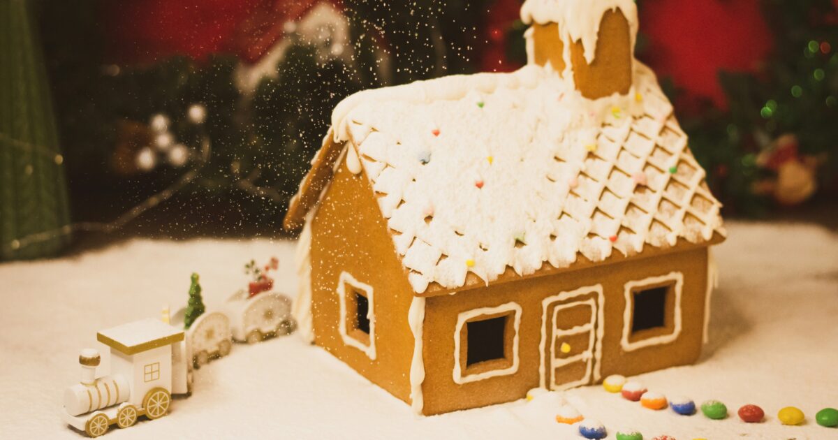 Une maison formée avec du pain d'épices